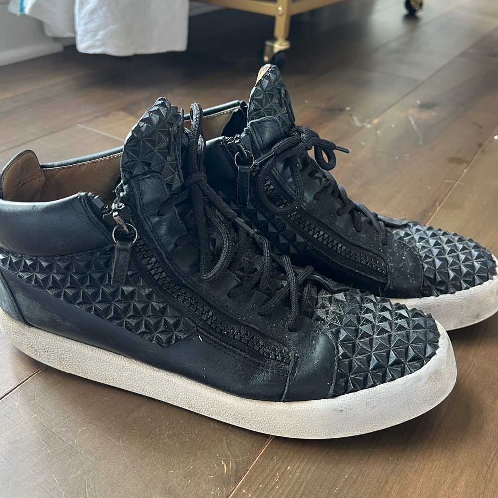 Giuseppe Zanotti Men’s Pyramid Leather High Top Sneakers Black